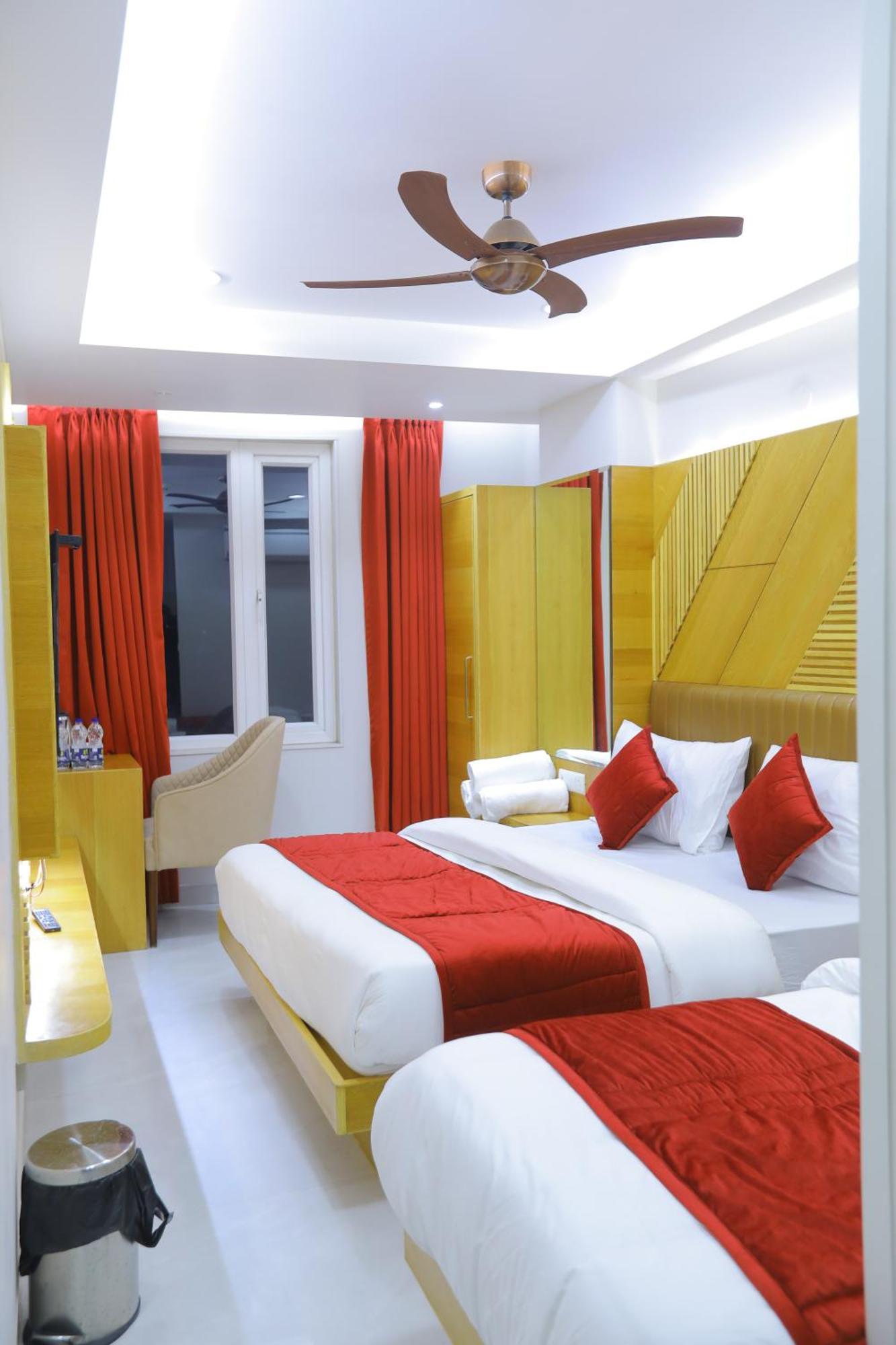 Hotel Glitz - Walk In From New Delhi Railway Station Exterior foto