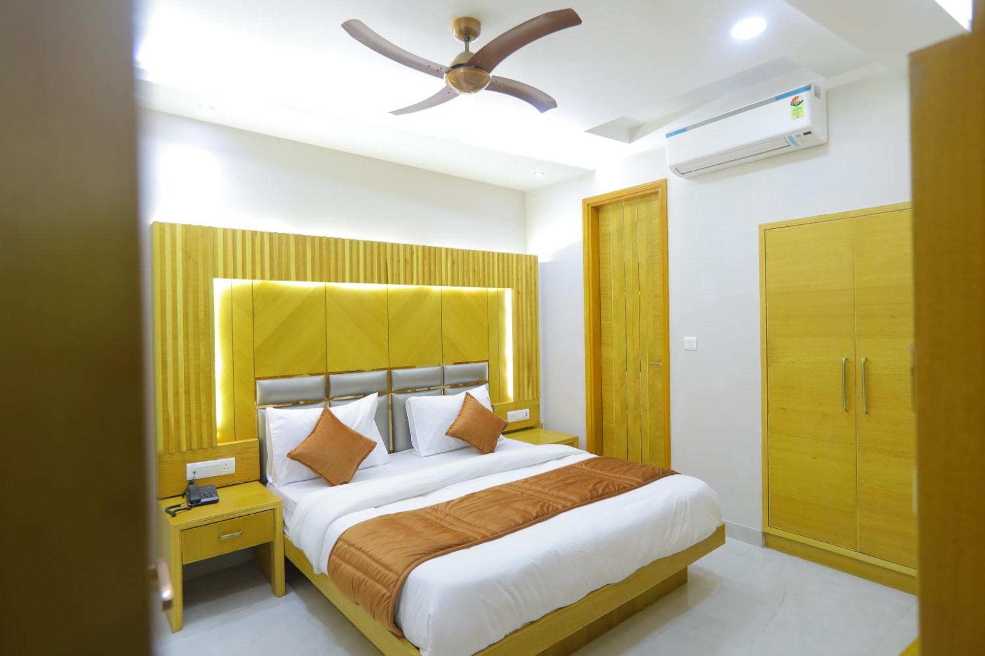 Hotel Glitz - Walk In From New Delhi Railway Station Exterior foto